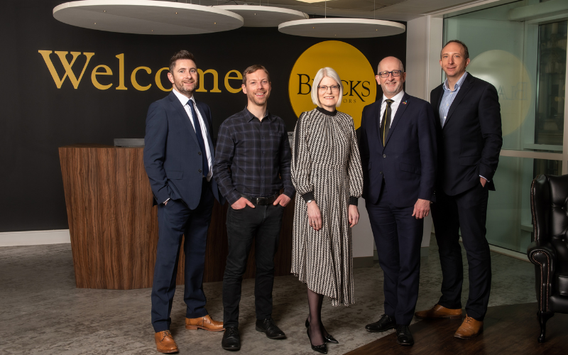 Blacks Solicitors welcomes back four returnees